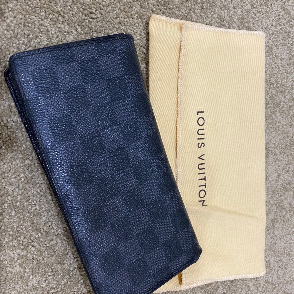 lv wallet